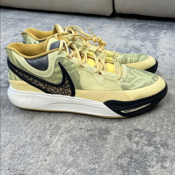 NIB Nike Kyrie 8 Citron Tint Leopard Sneakers Athletic Mens Sz 16 main image 4